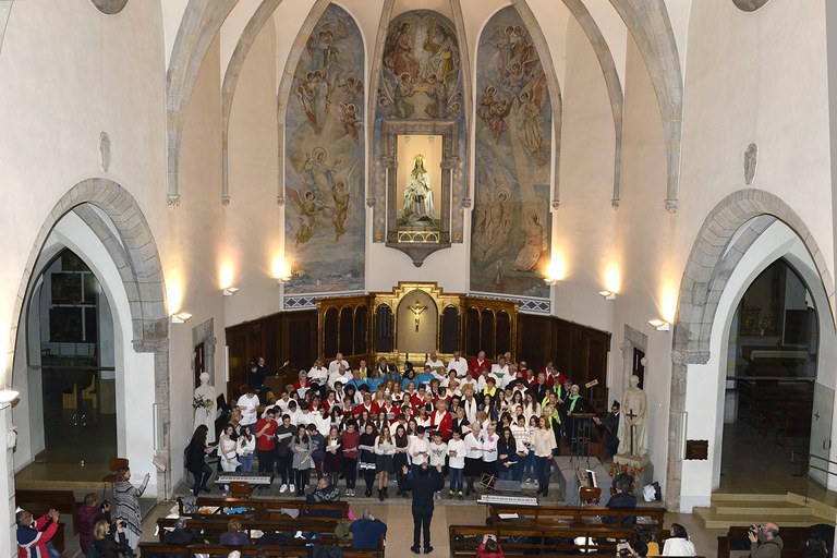 Lloret celebra la VIII Trobada de Corals Lloretenques amb l’actuació de set corals del municipi